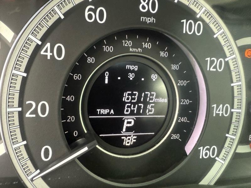 2013 Honda Accord LX - Photo 11