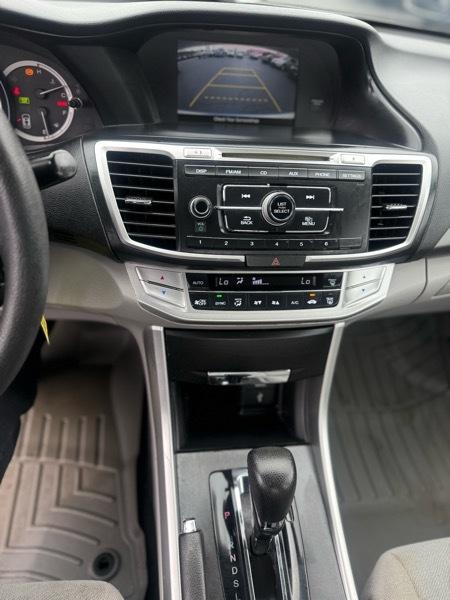 2013 Honda Accord LX - Photo 12
