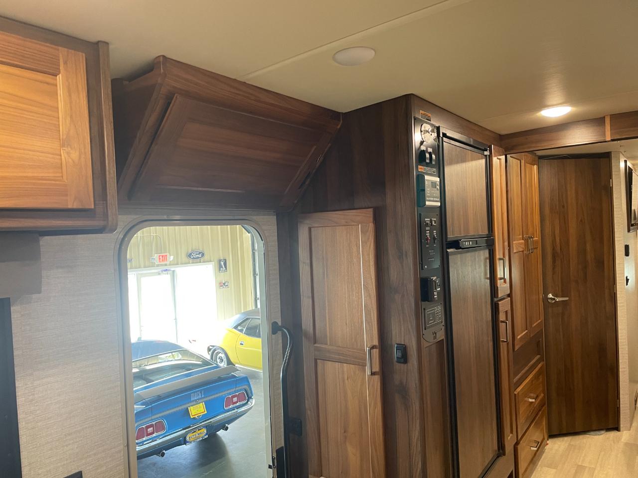 Winnebago Vista  2020