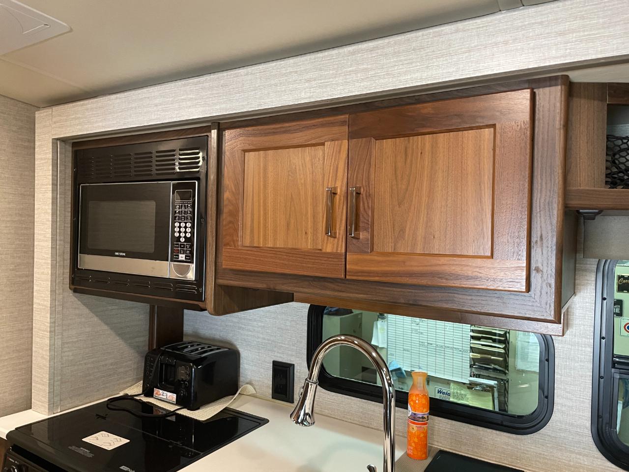 Winnebago Vista  2020