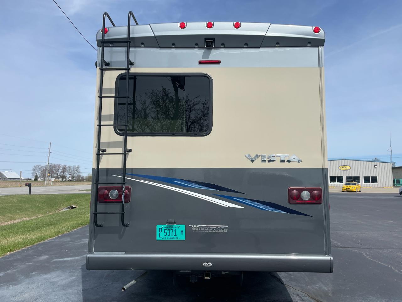 Winnebago Vista  2020