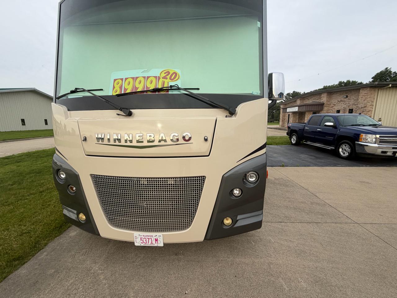Winnebago Vista  2020