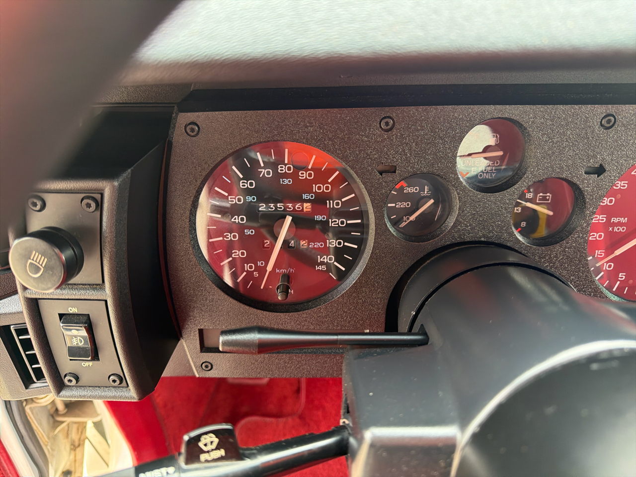 Chevrolet Camaro 2dr Coupe IROC Z 1986