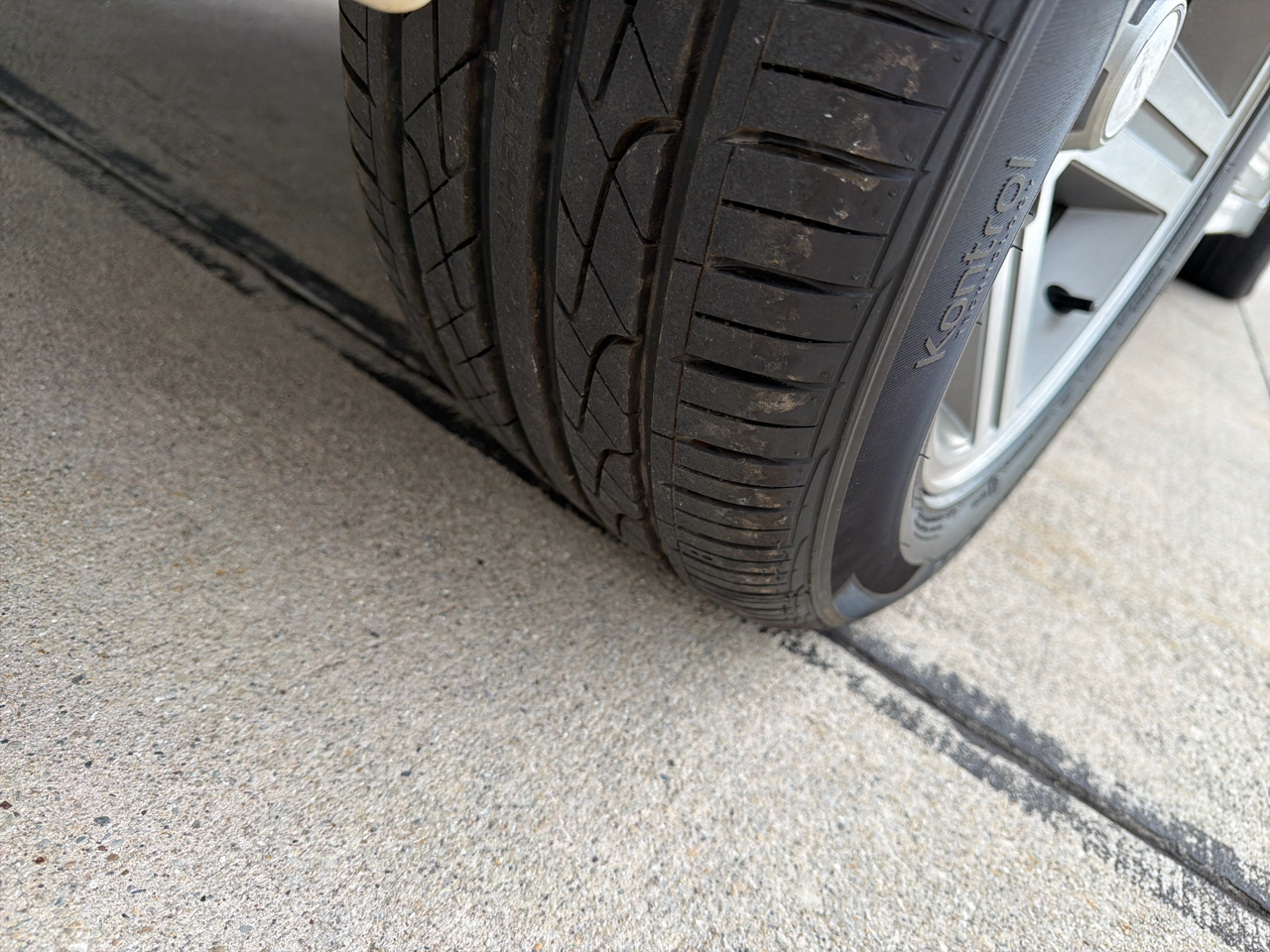 Chevrolet Camaro 2dr Coupe IROC Z 1986