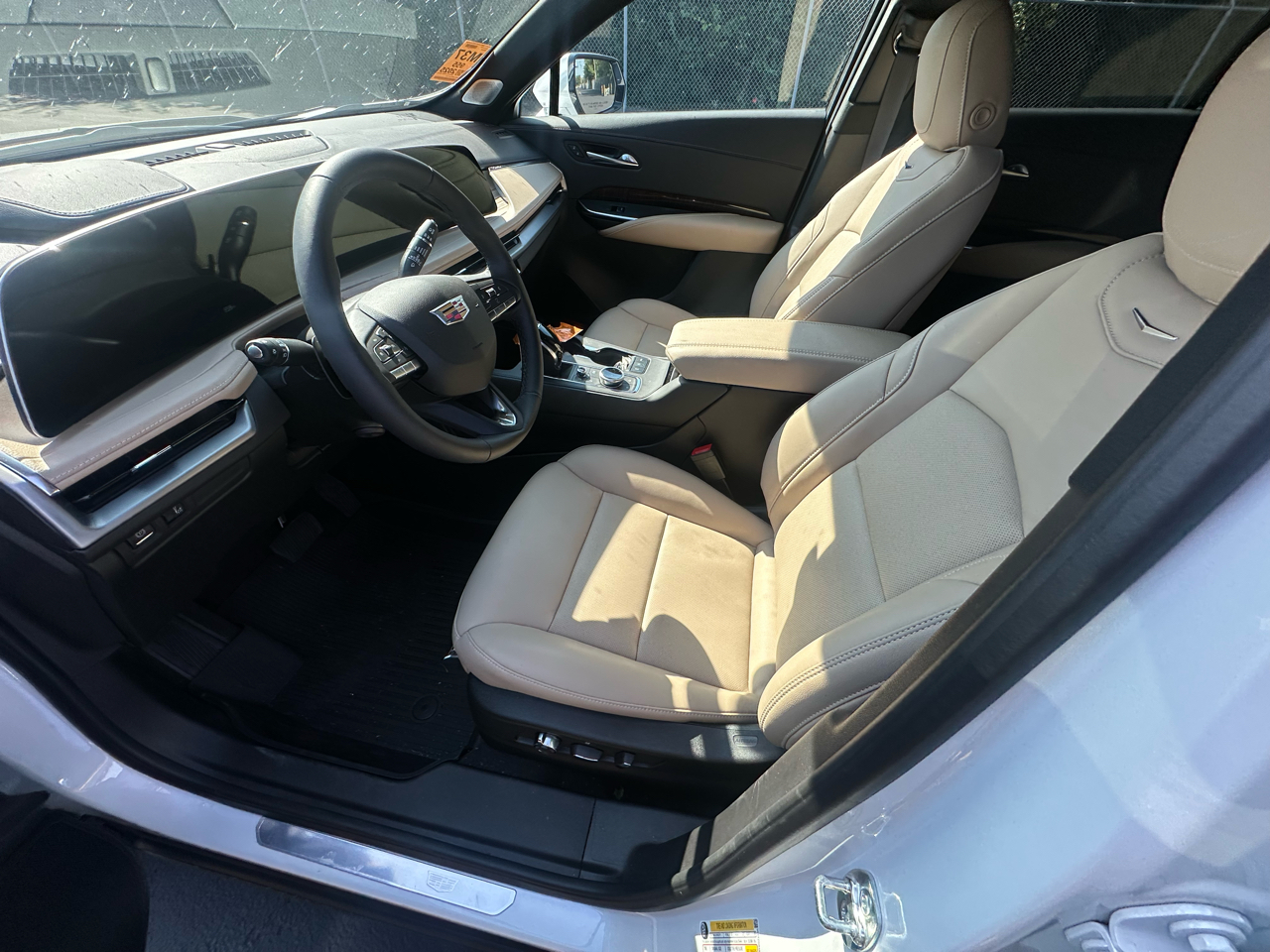 Cadillac XT4 AWD 4dr Premium Luxury 2025 Cadillac XT4 AWD 4dr Premium Luxury 2025