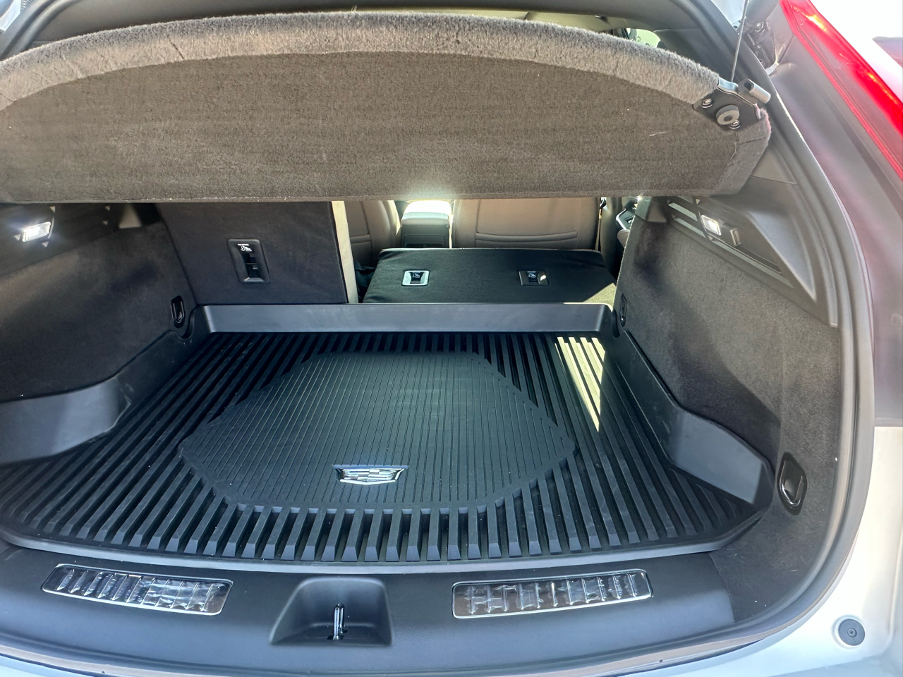 Cadillac XT4 AWD 4dr Premium Luxury 2025 Cadillac XT4 AWD 4dr Premium Luxury 2025