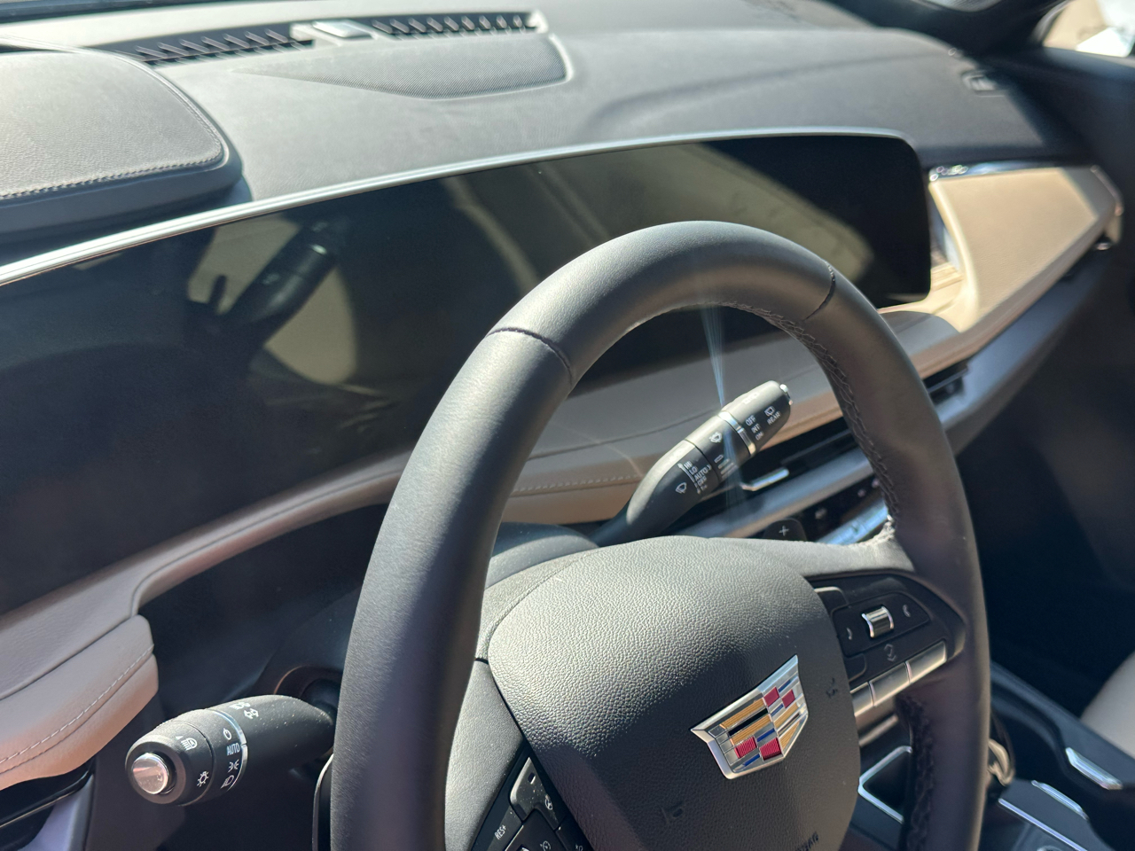 Cadillac XT4 AWD 4dr Premium Luxury 2025 Cadillac XT4 AWD 4dr Premium Luxury 2025