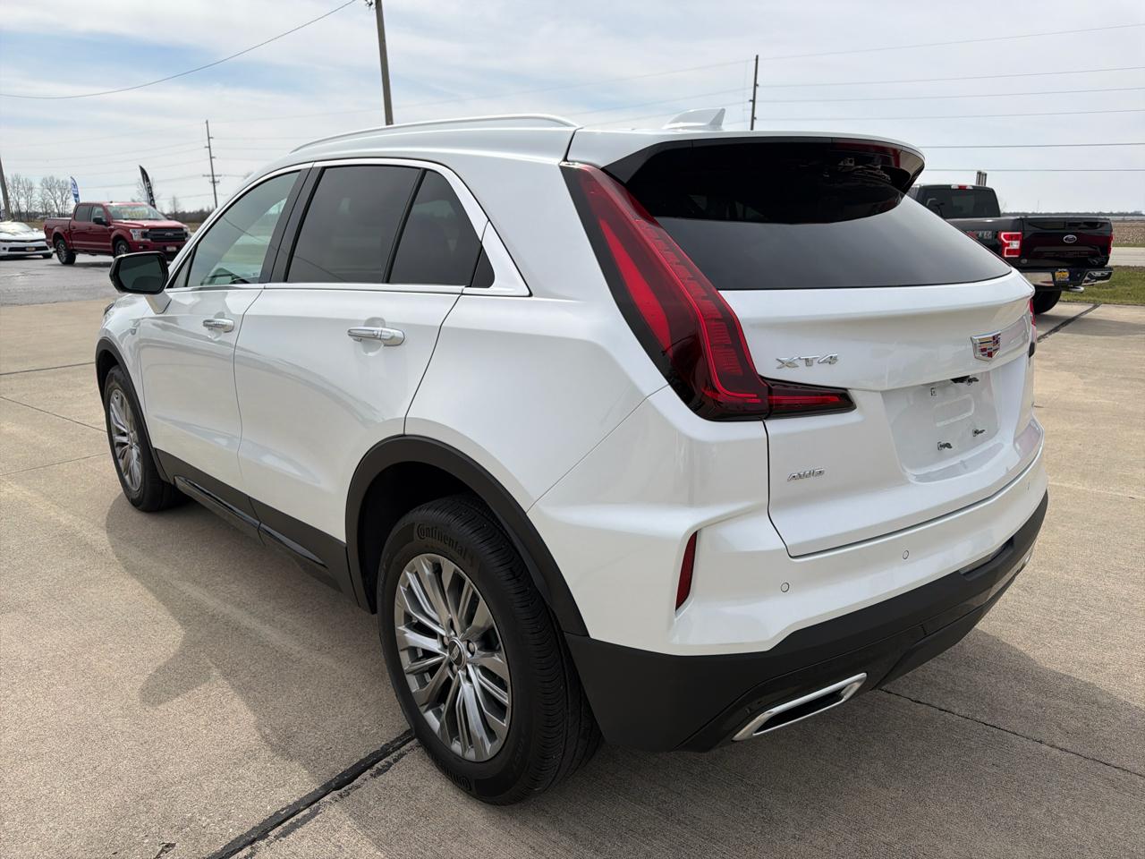 Cadillac XT4 AWD 4dr Premium Luxury 2025