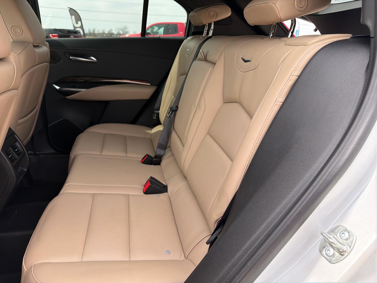 Cadillac XT4 AWD 4dr Premium Luxury 2025