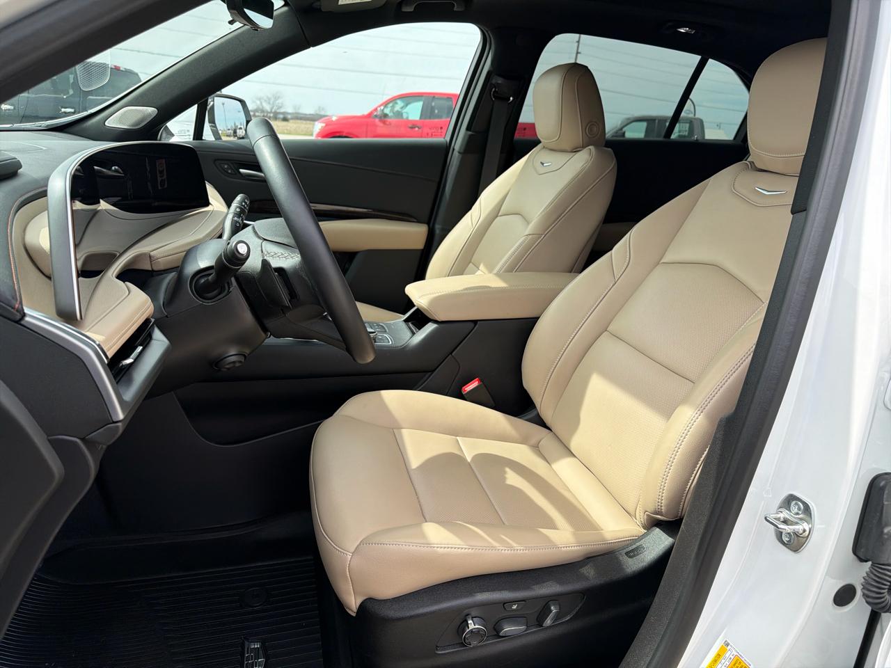 Cadillac XT4 AWD 4dr Premium Luxury 2025