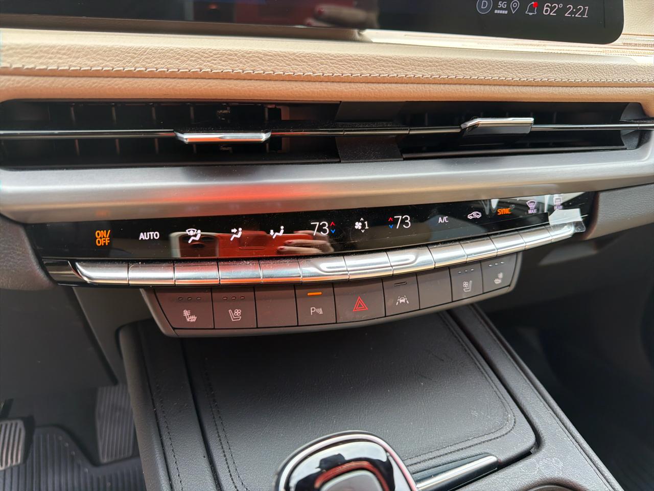 Cadillac XT4 AWD 4dr Premium Luxury 2025