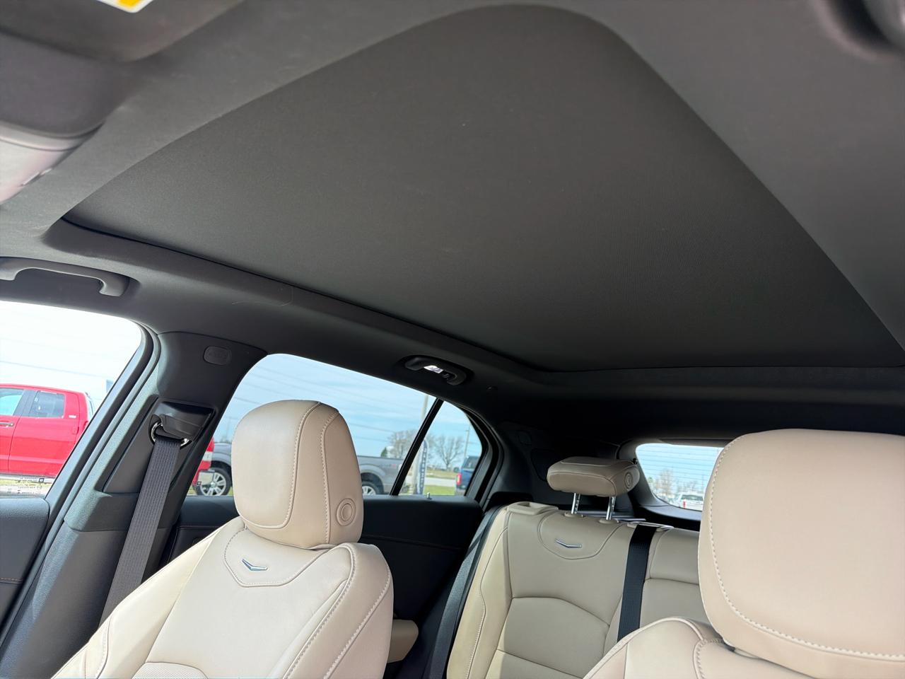 Cadillac XT4 AWD 4dr Premium Luxury 2025