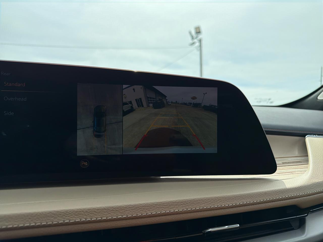 Cadillac XT4 AWD 4dr Premium Luxury 2025