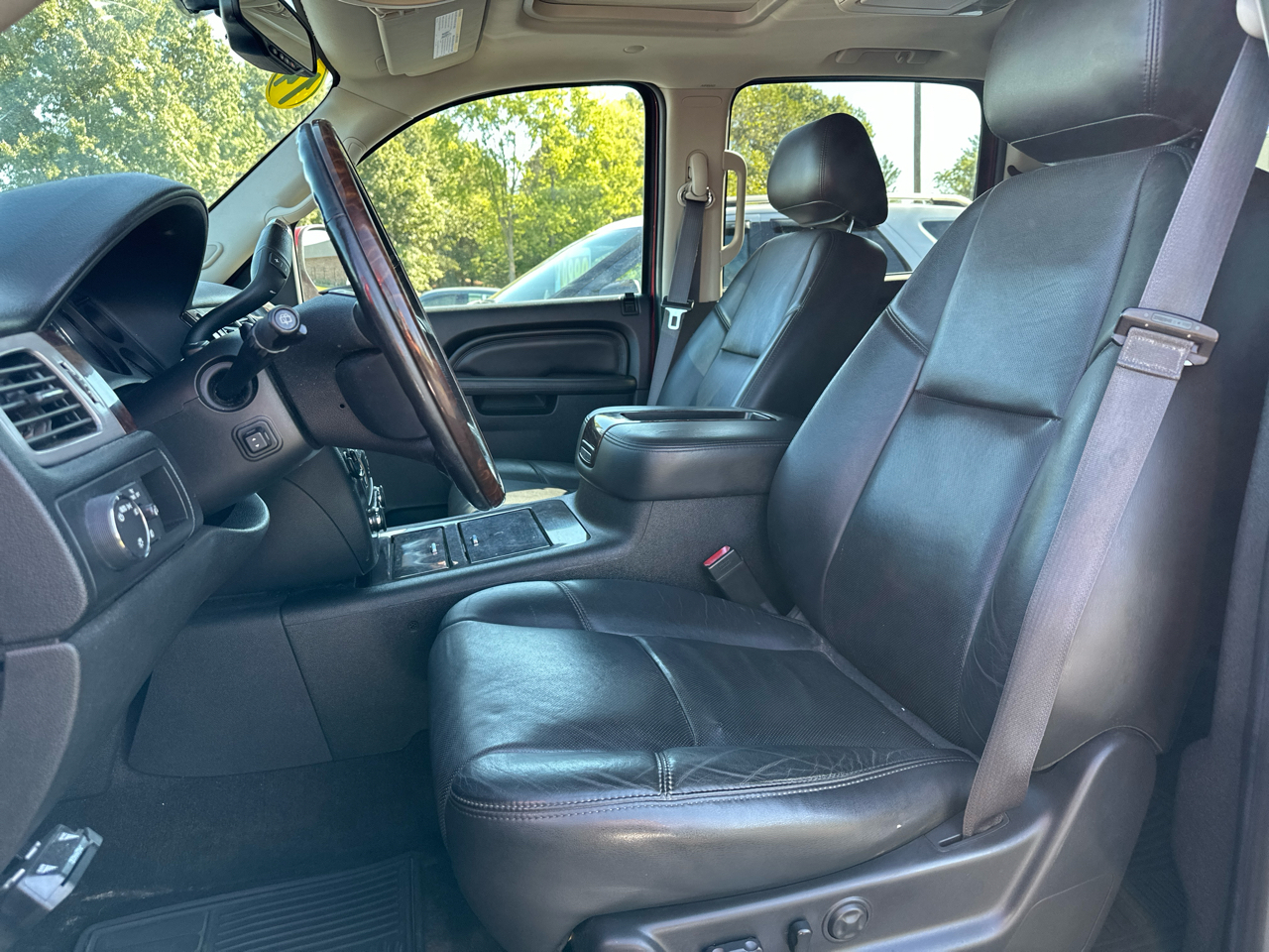 2014 Gmc Yukon XL Denali photo 9