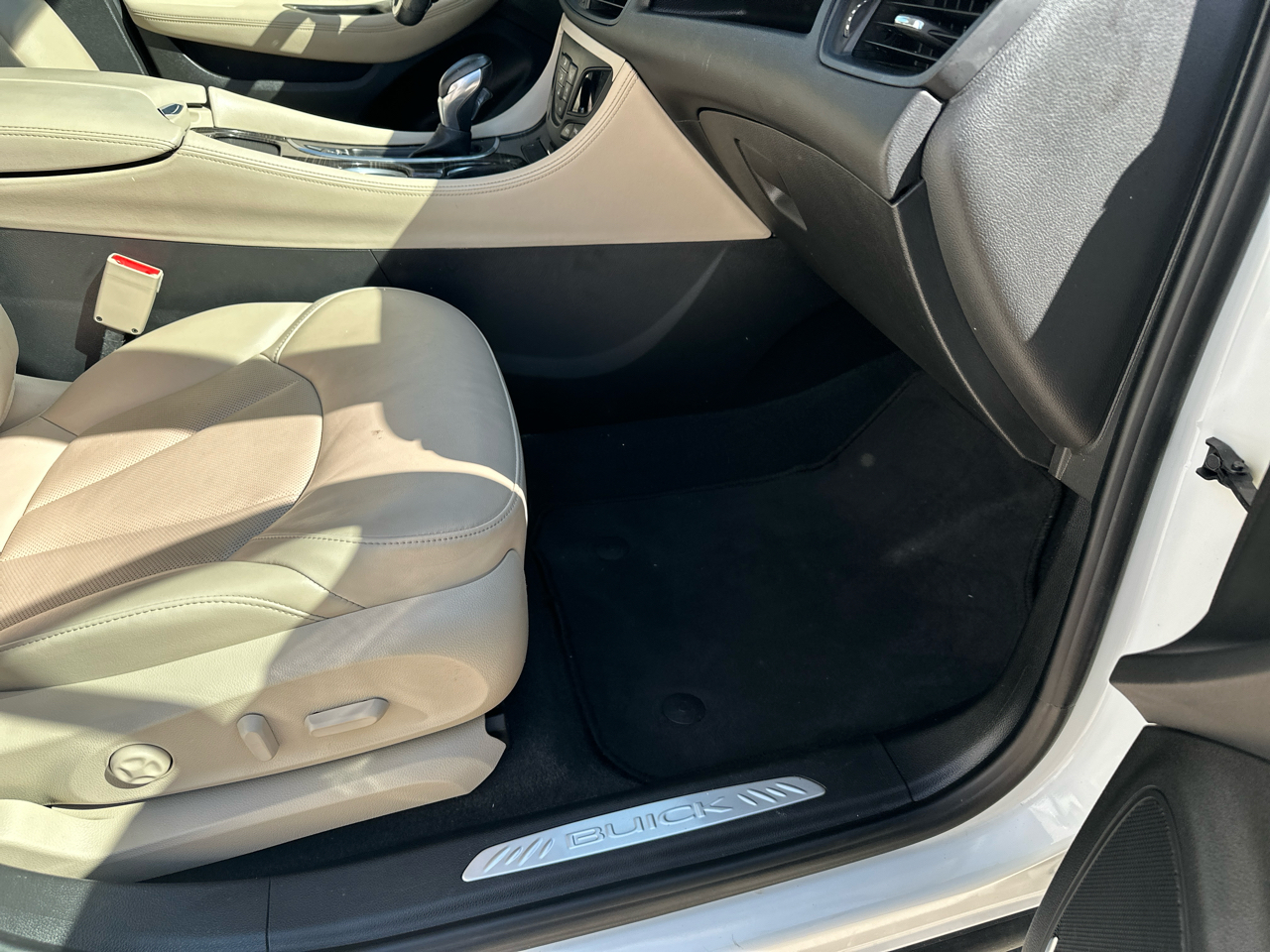 2020 Buick Envision Premium photo 16