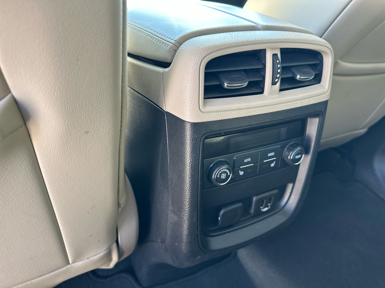 2020 Buick Envision Premium photo 29