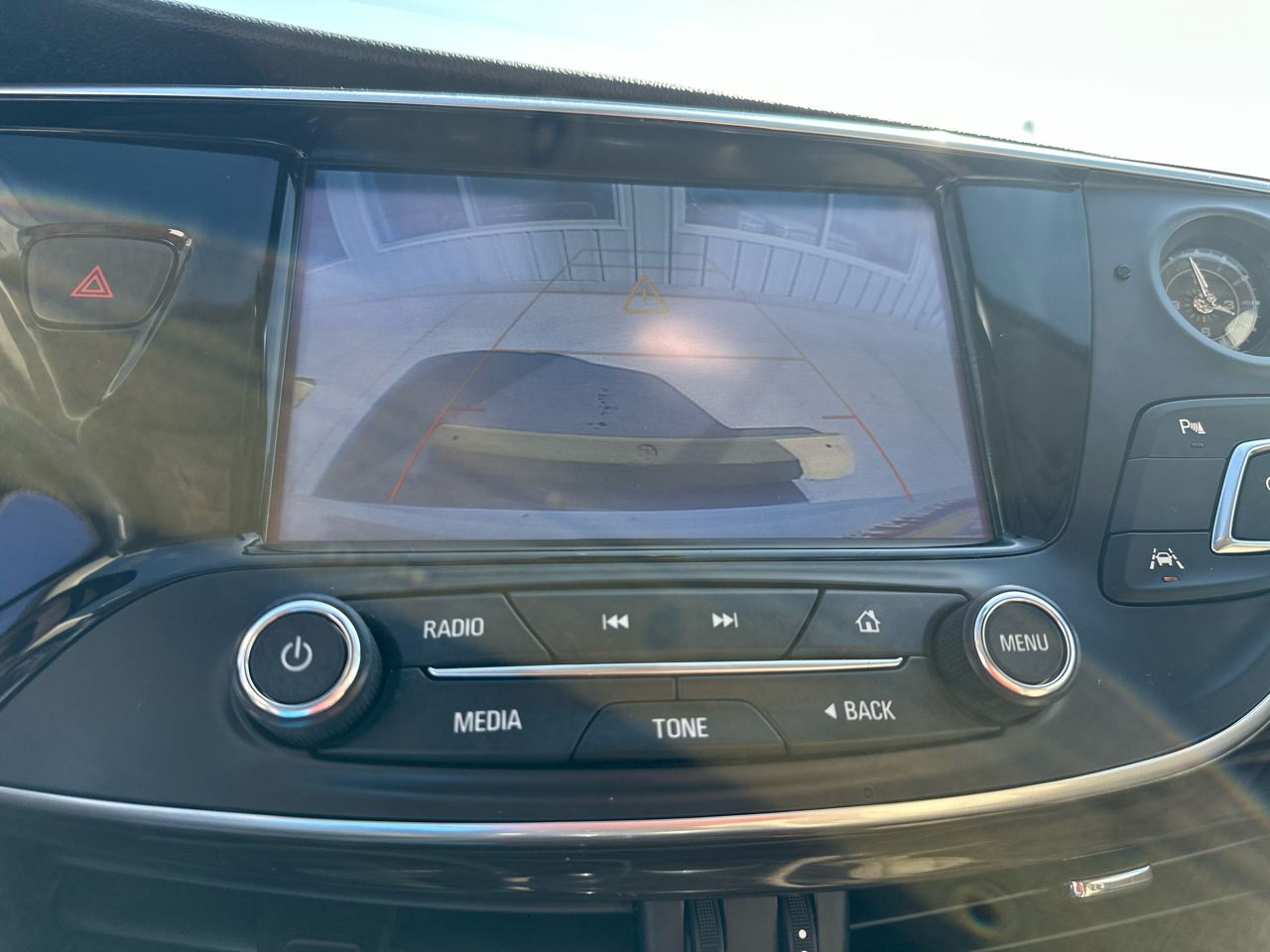 2020 Buick Envision Premium photo 26