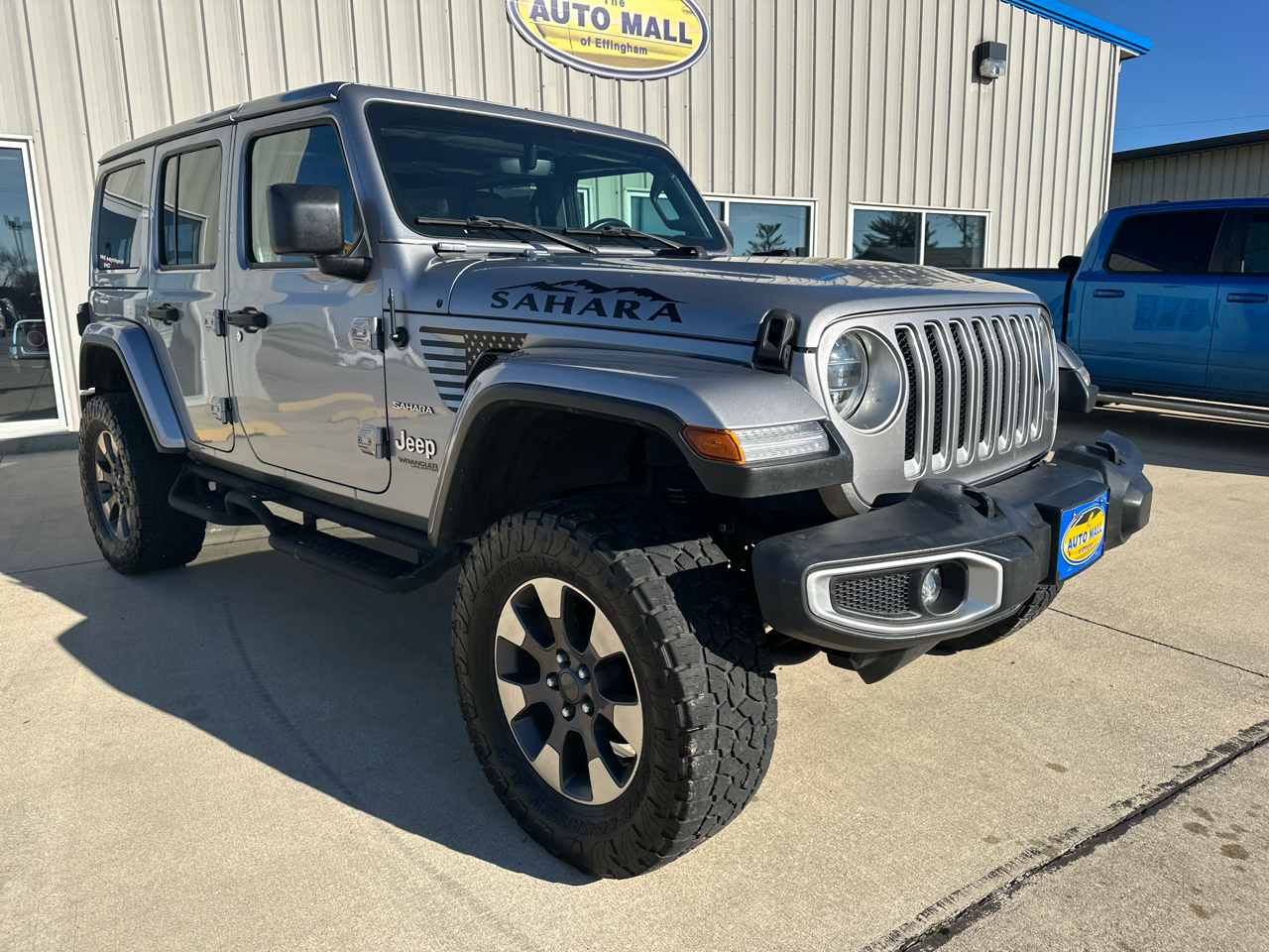 2018 Jeep Wrangler Unlimited Sahara photo 3