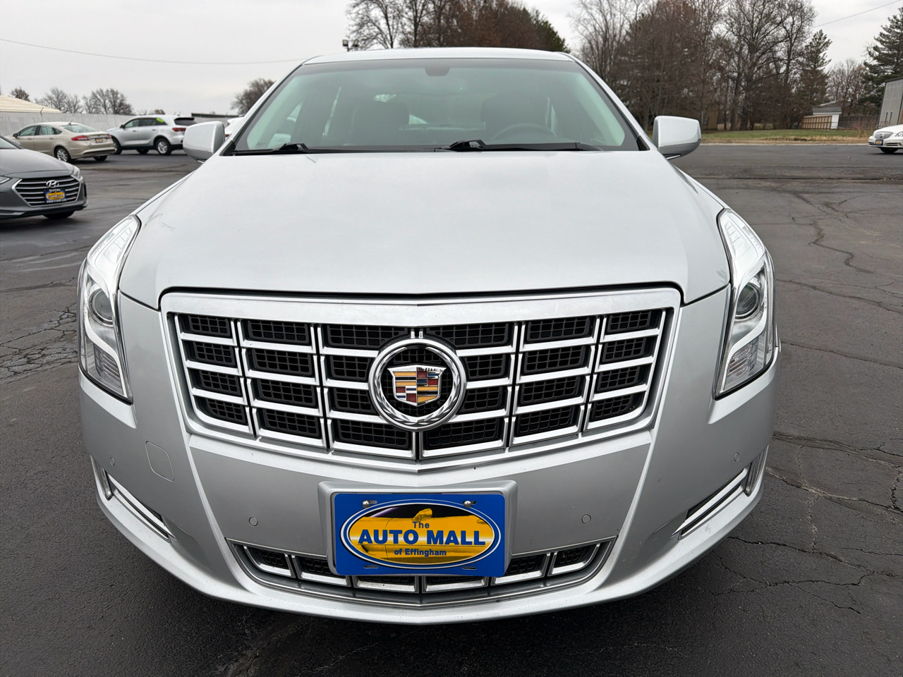 Cadillac XTS 4dr Sdn Luxury AWD 2013