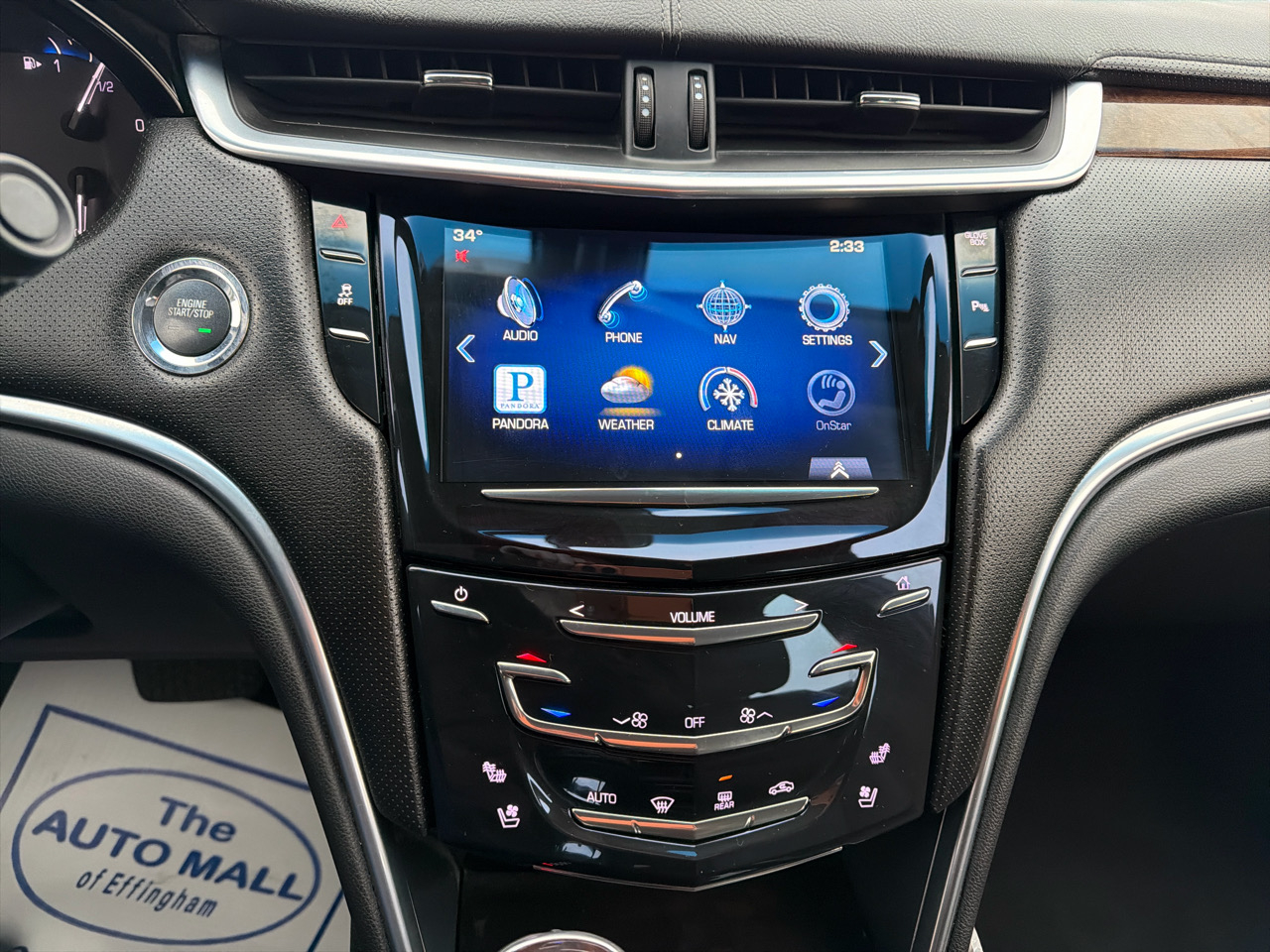 Cadillac XTS 4dr Sdn Luxury AWD 2013