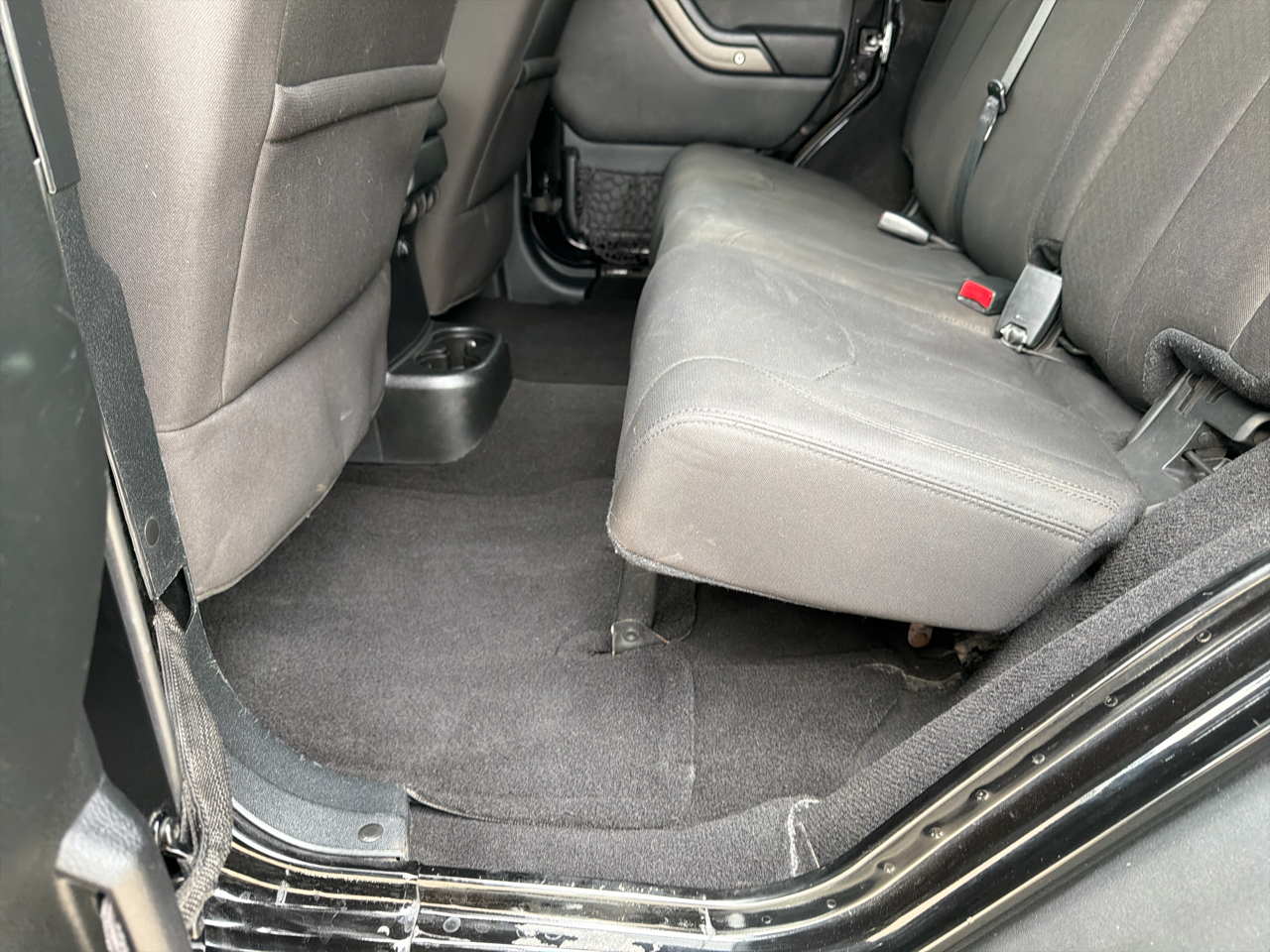 Jeep Wrangler Unlimited 4WD 4dr Sport 2016