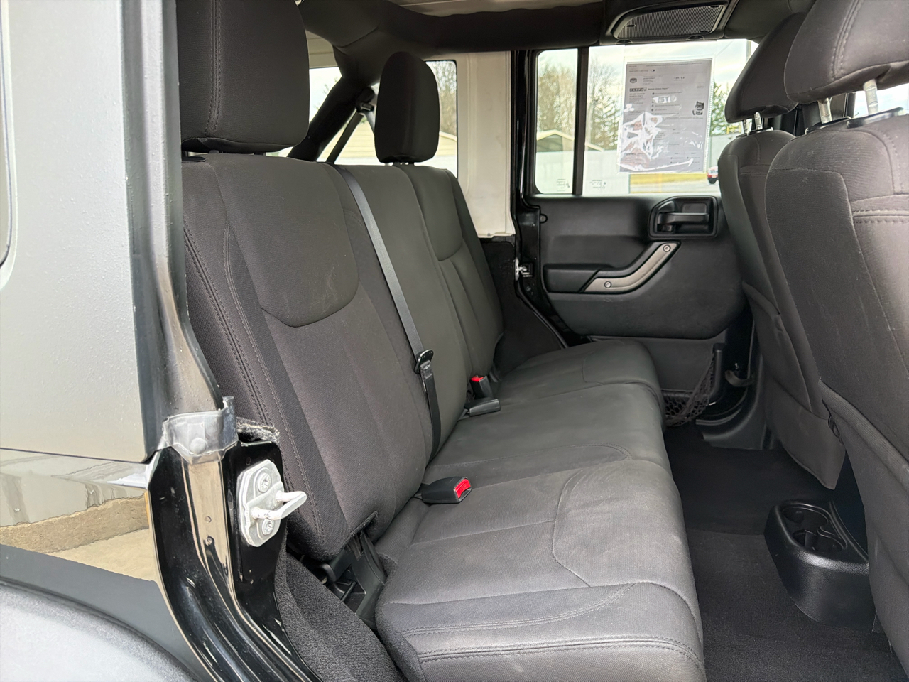 Jeep Wrangler Unlimited 4WD 4dr Sport 2016