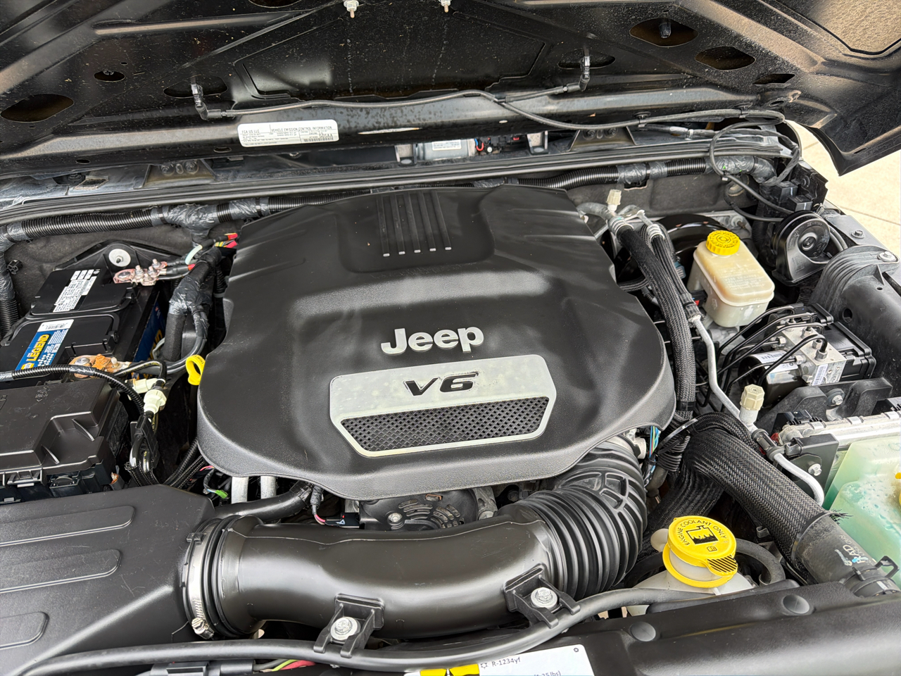 Jeep Wrangler Unlimited 4WD 4dr Sport 2016