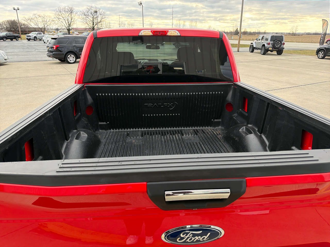 Ford F-150 SuperCrew 150" XLT 4WD 2019