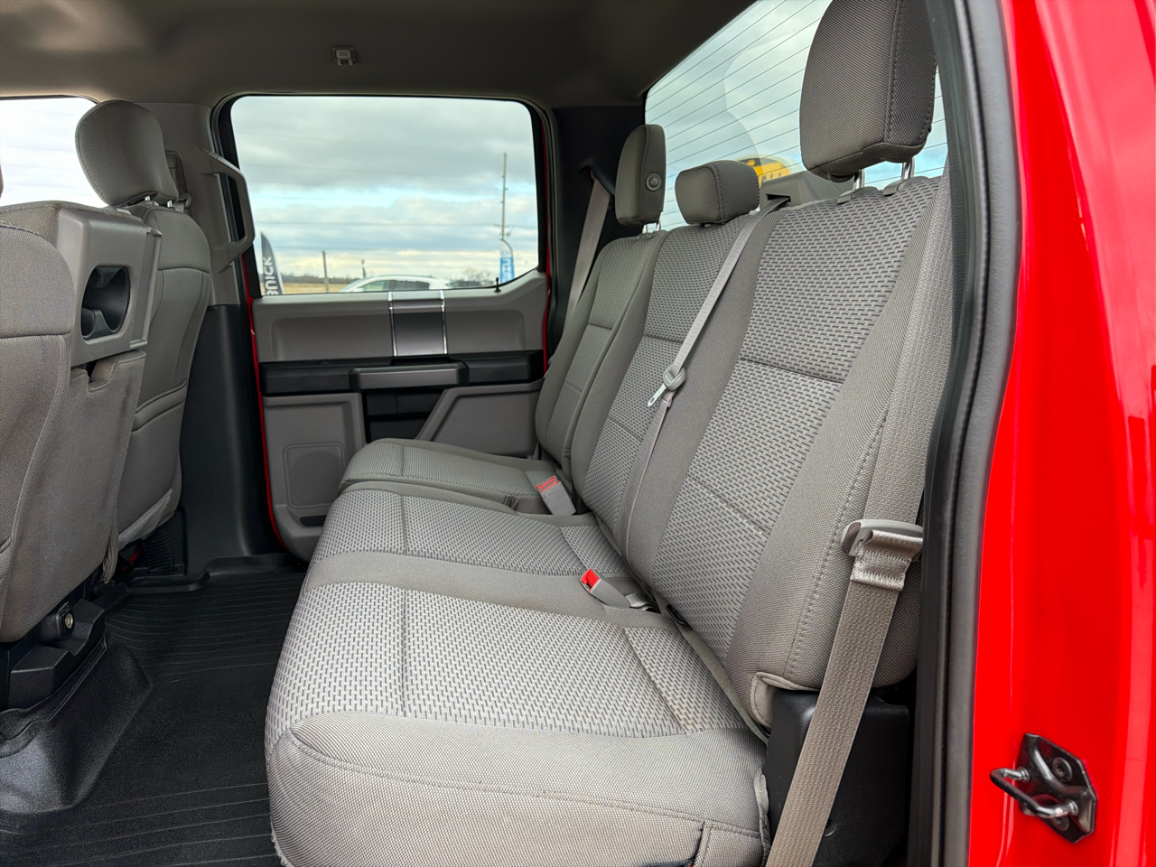 Ford F-150 SuperCrew 150" XLT 4WD 2019