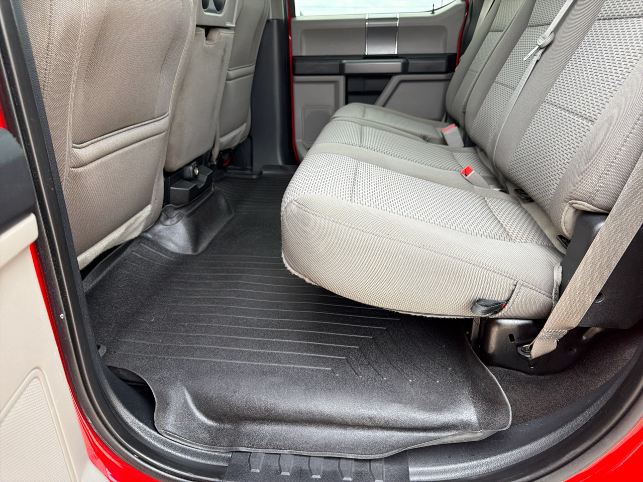 Ford F-150 SuperCrew 150" XLT 4WD 2019