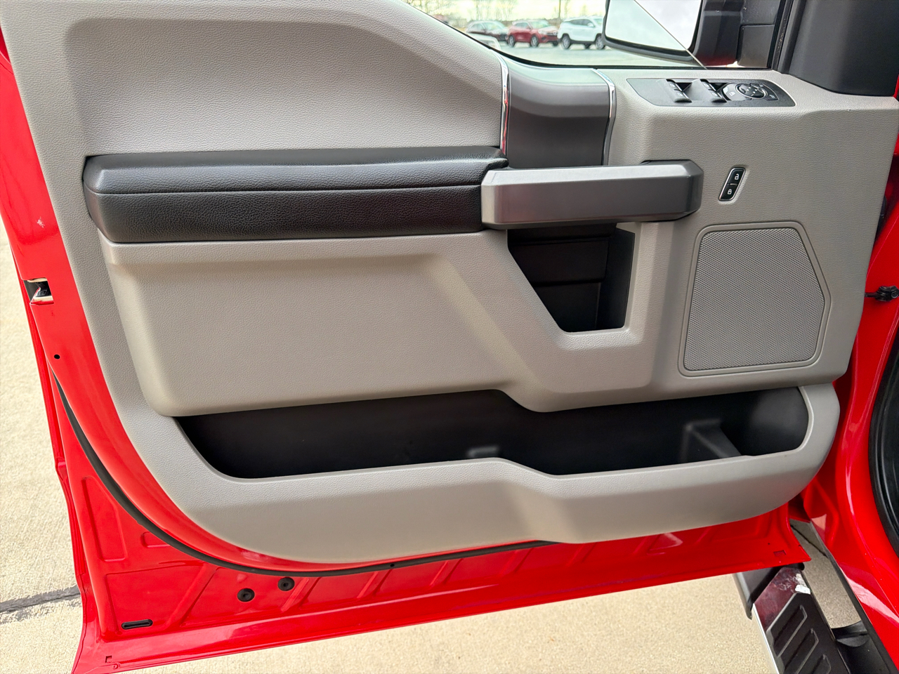 Ford F-150 SuperCrew 150" XLT 4WD 2019