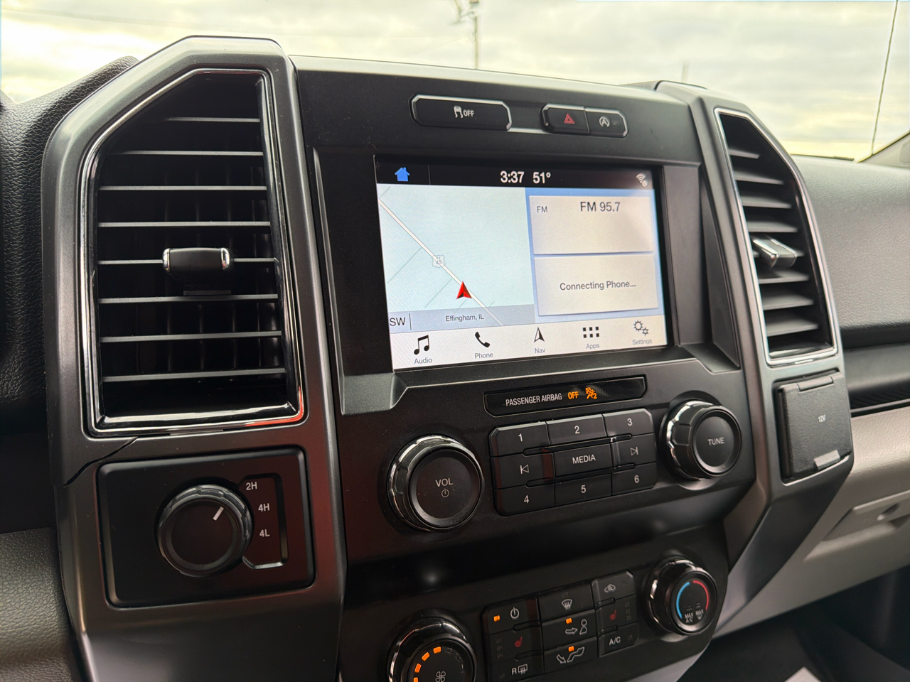 Ford F-150 SuperCrew 150" XLT 4WD 2019