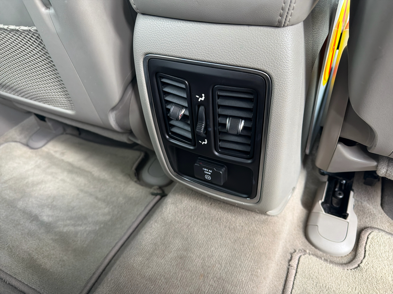 Jeep Grand Cherokee 4WD 4dr Laredo 2011