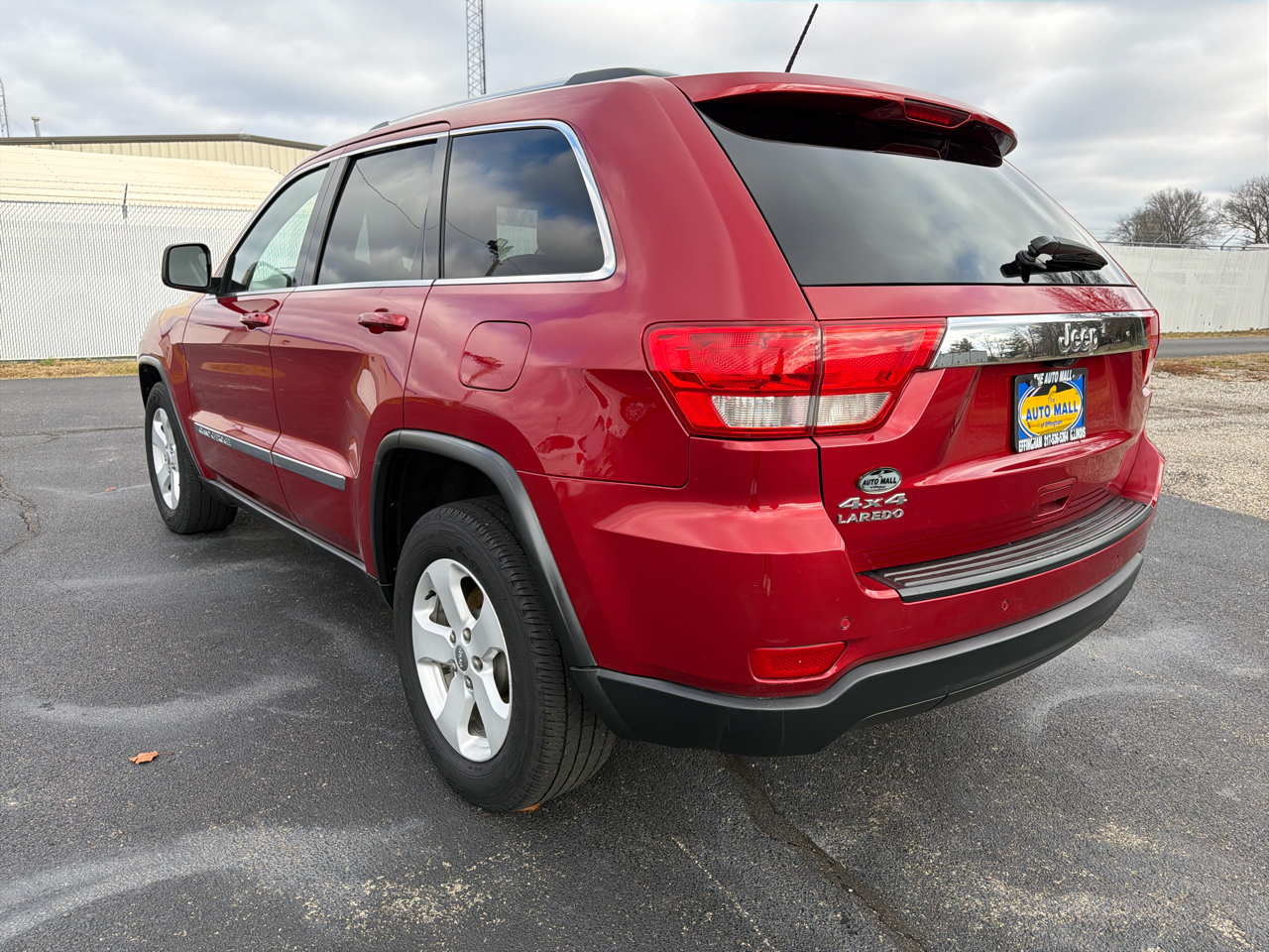 Jeep Grand Cherokee 4WD 4dr Laredo 2011