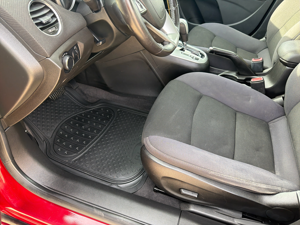 Chevrolet Cruze 4dr Sdn Auto 1LT 2013