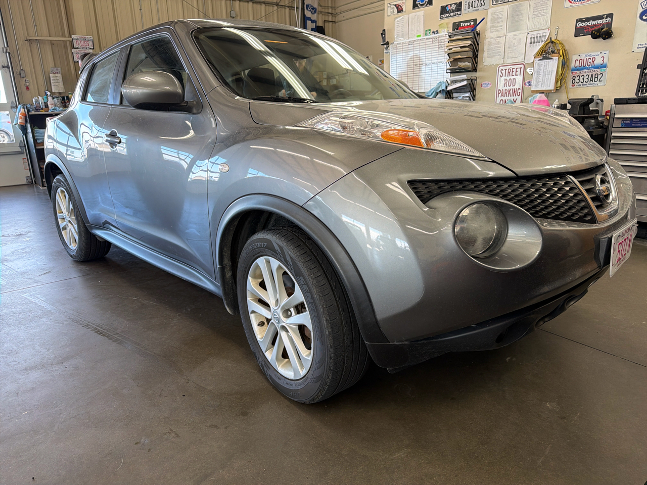Nissan Juke 5dr Wgn CVT S FWD 2014