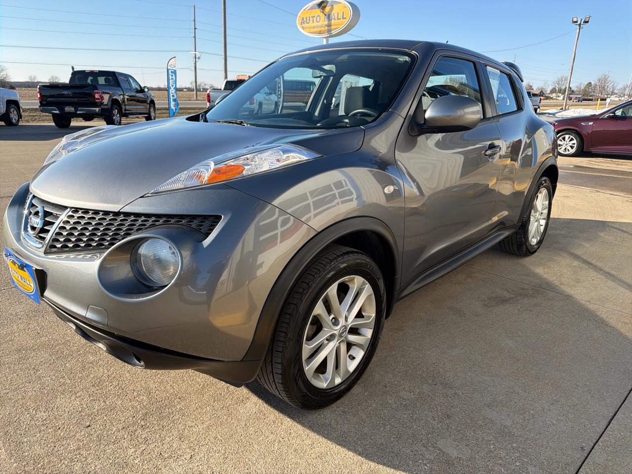 Nissan Juke 5dr Wgn CVT S FWD 2014
