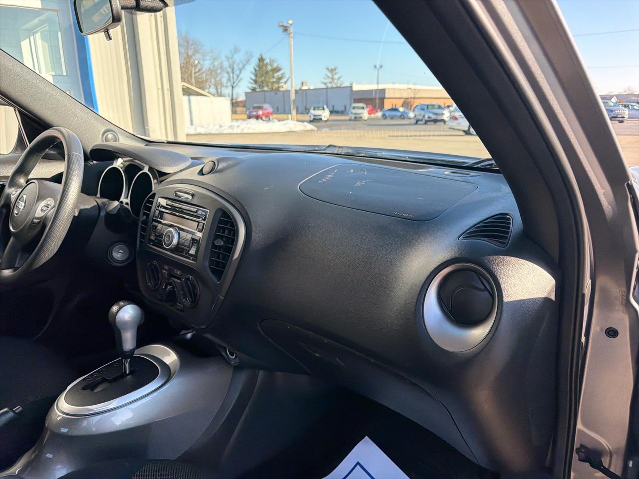 Nissan Juke 5dr Wgn CVT S FWD 2014