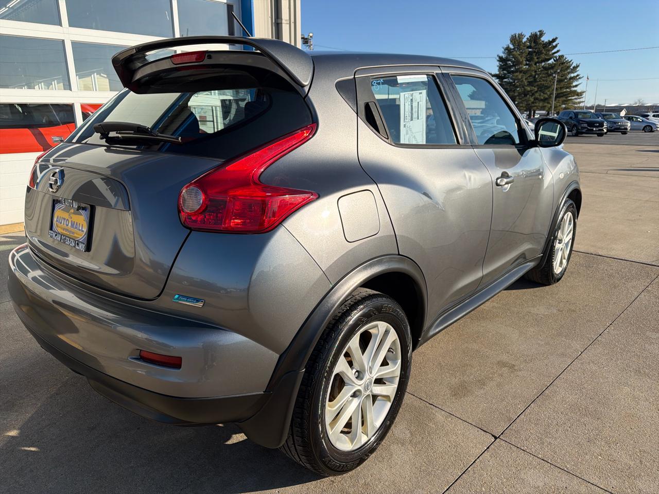 Nissan Juke 5dr Wgn CVT S FWD 2014