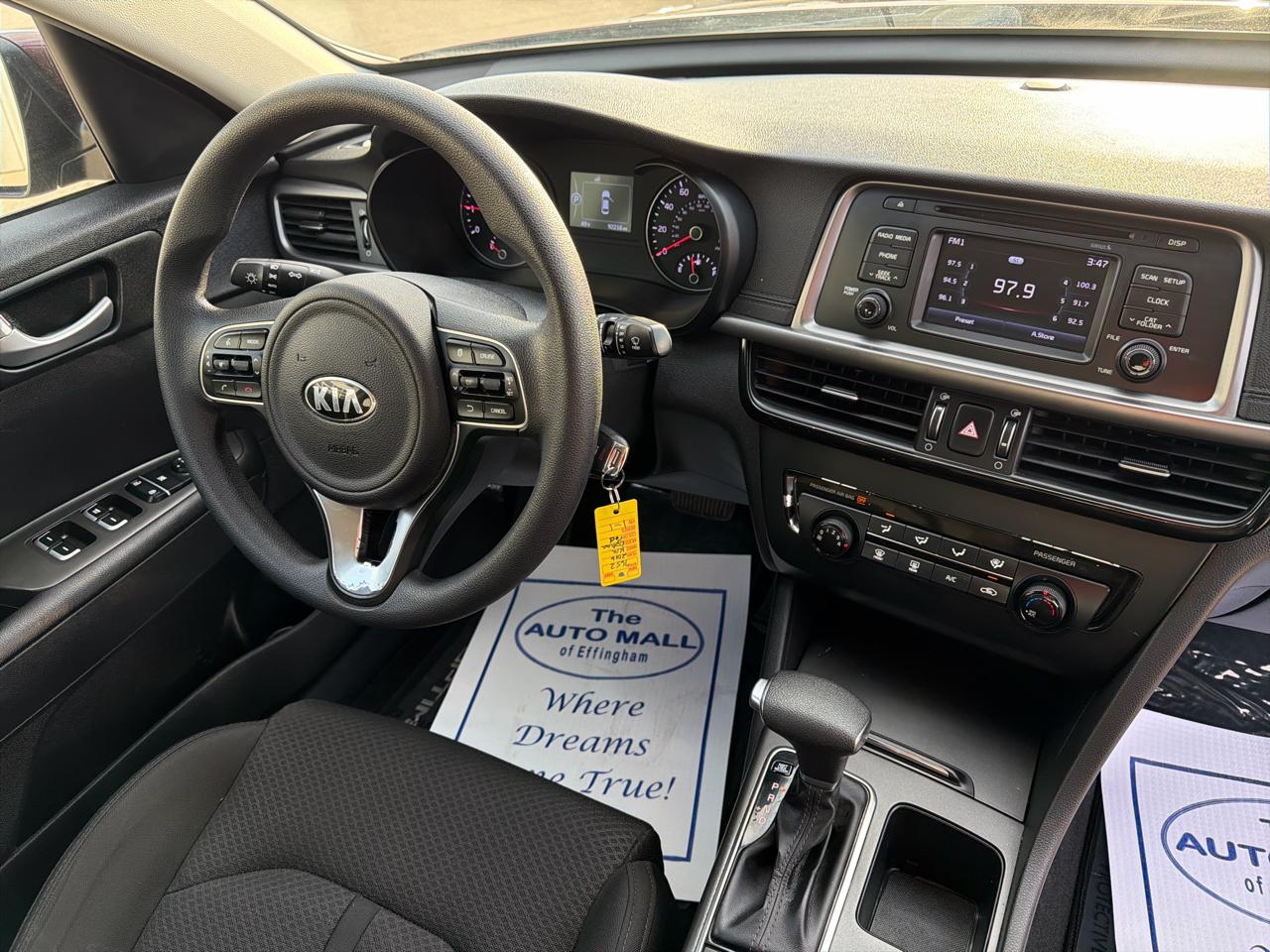 Kia Optima 4dr Sdn LX 2016