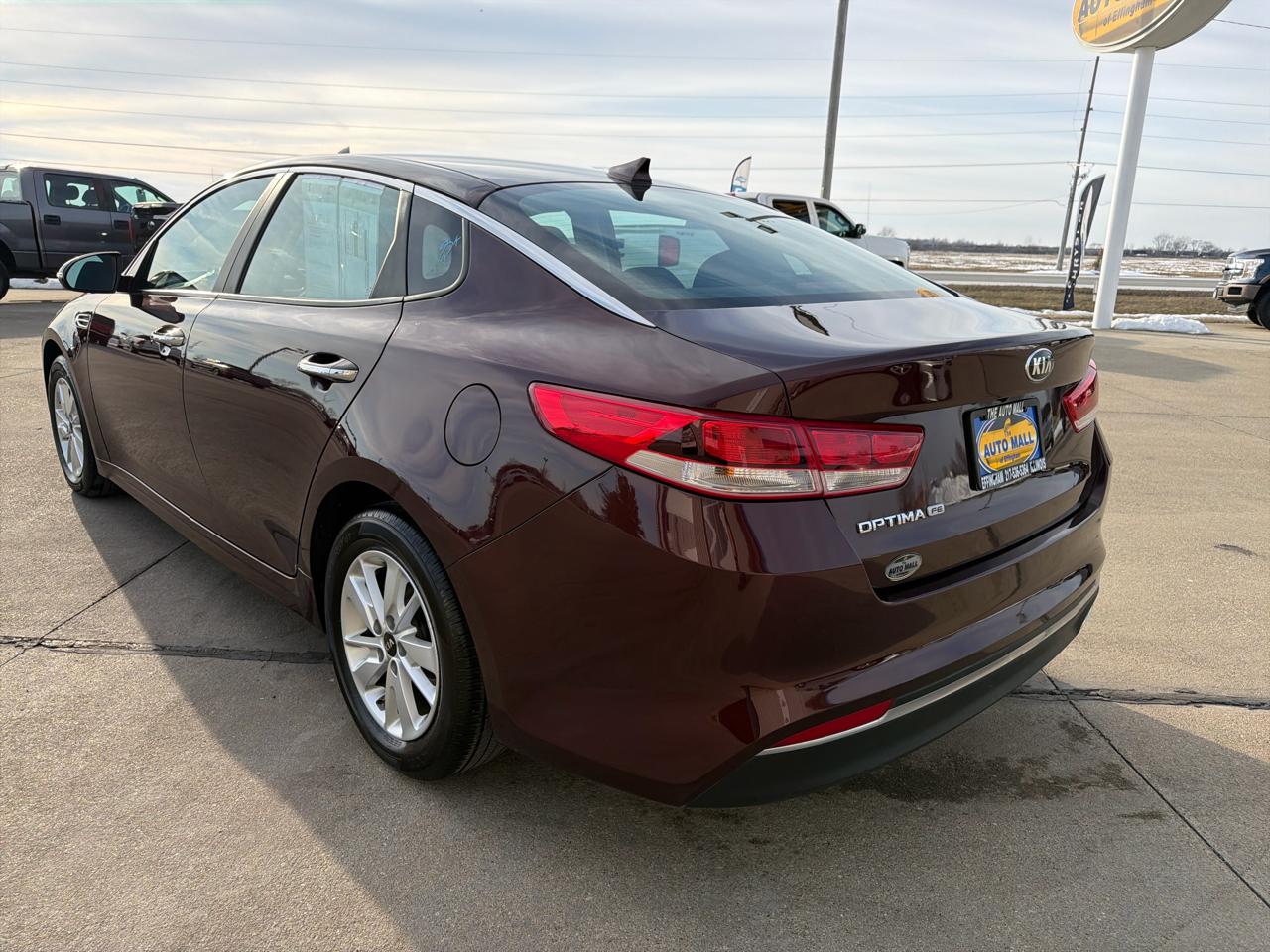 Kia Optima 4dr Sdn LX 2016