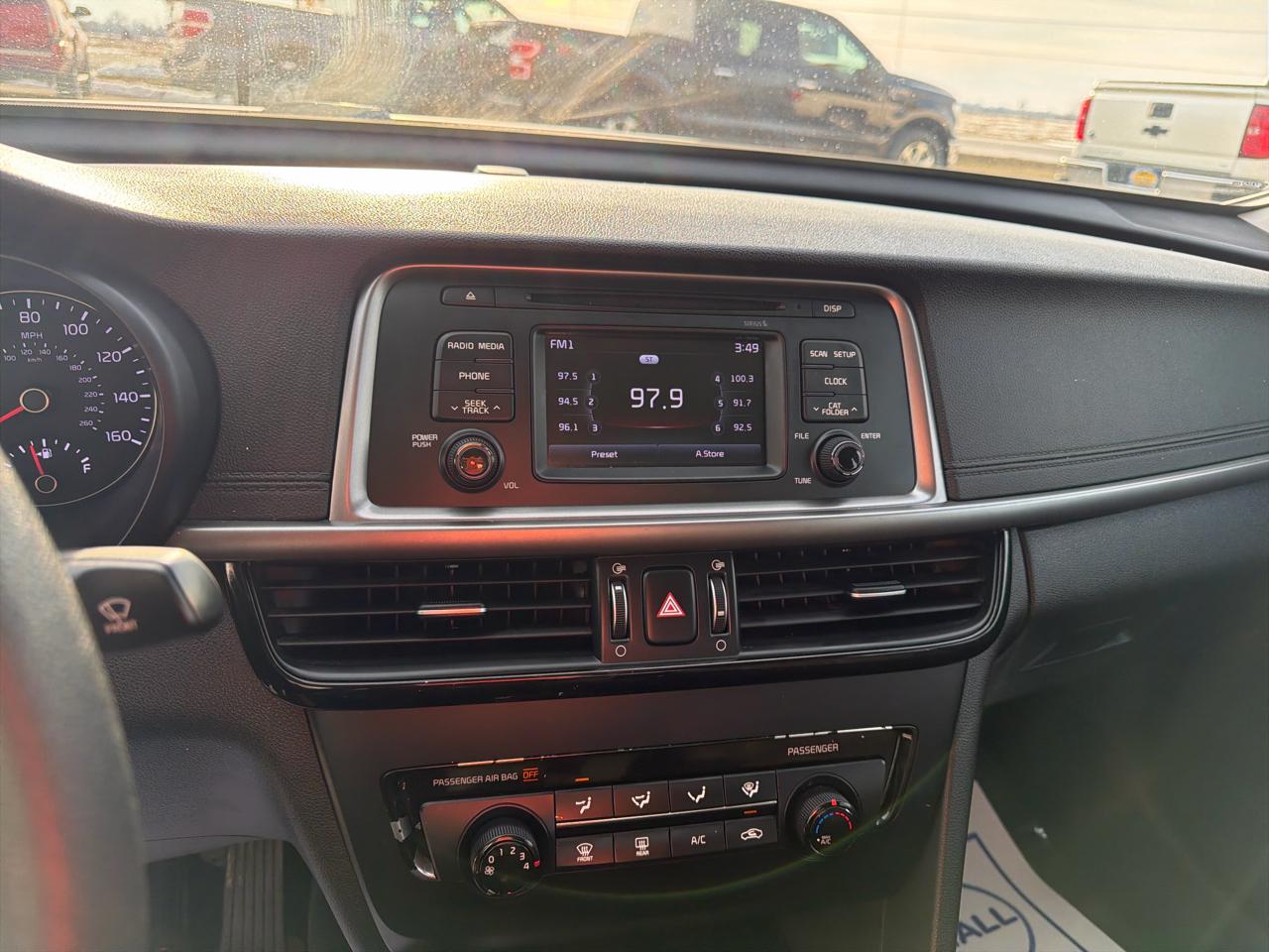 Kia Optima 4dr Sdn LX 2016