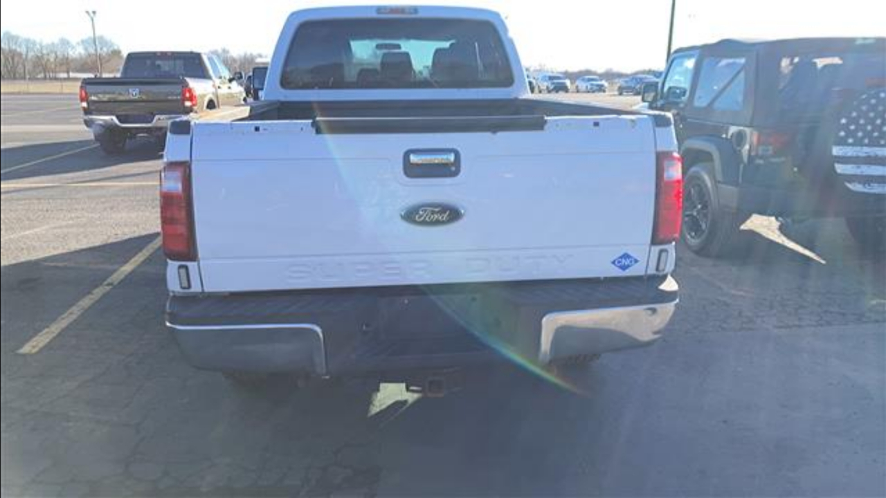 Ford Super Duty F-350 SRW 4WD Crew Cab 172" XL 2013