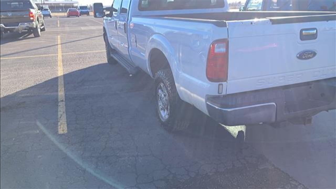 Ford Super Duty F-350 SRW 4WD Crew Cab 172" XL 2013