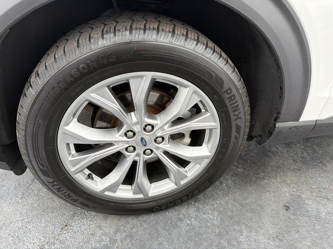 Ford Explorer XLT 4WD 2020