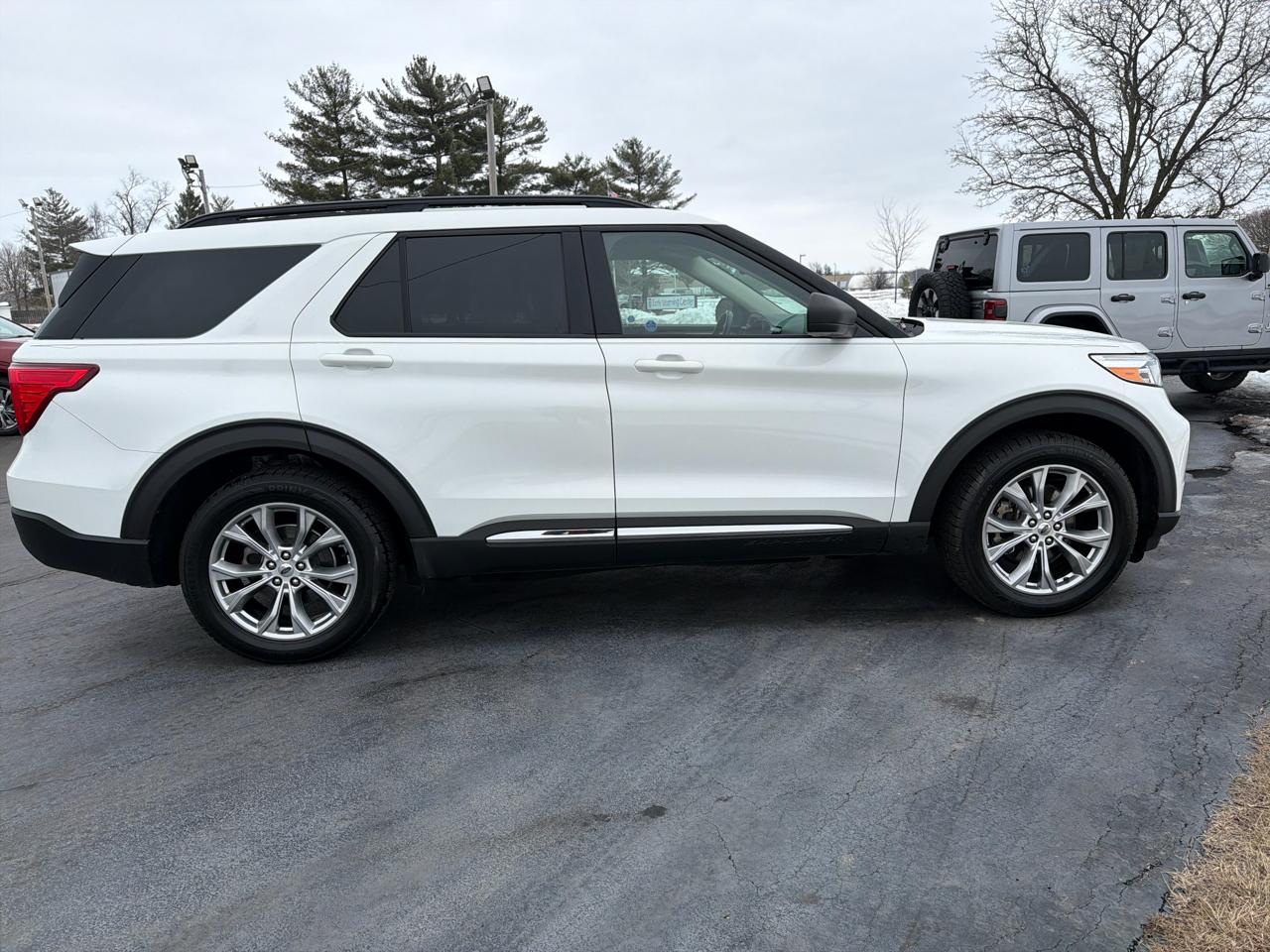 Ford Explorer XLT 4WD 2020