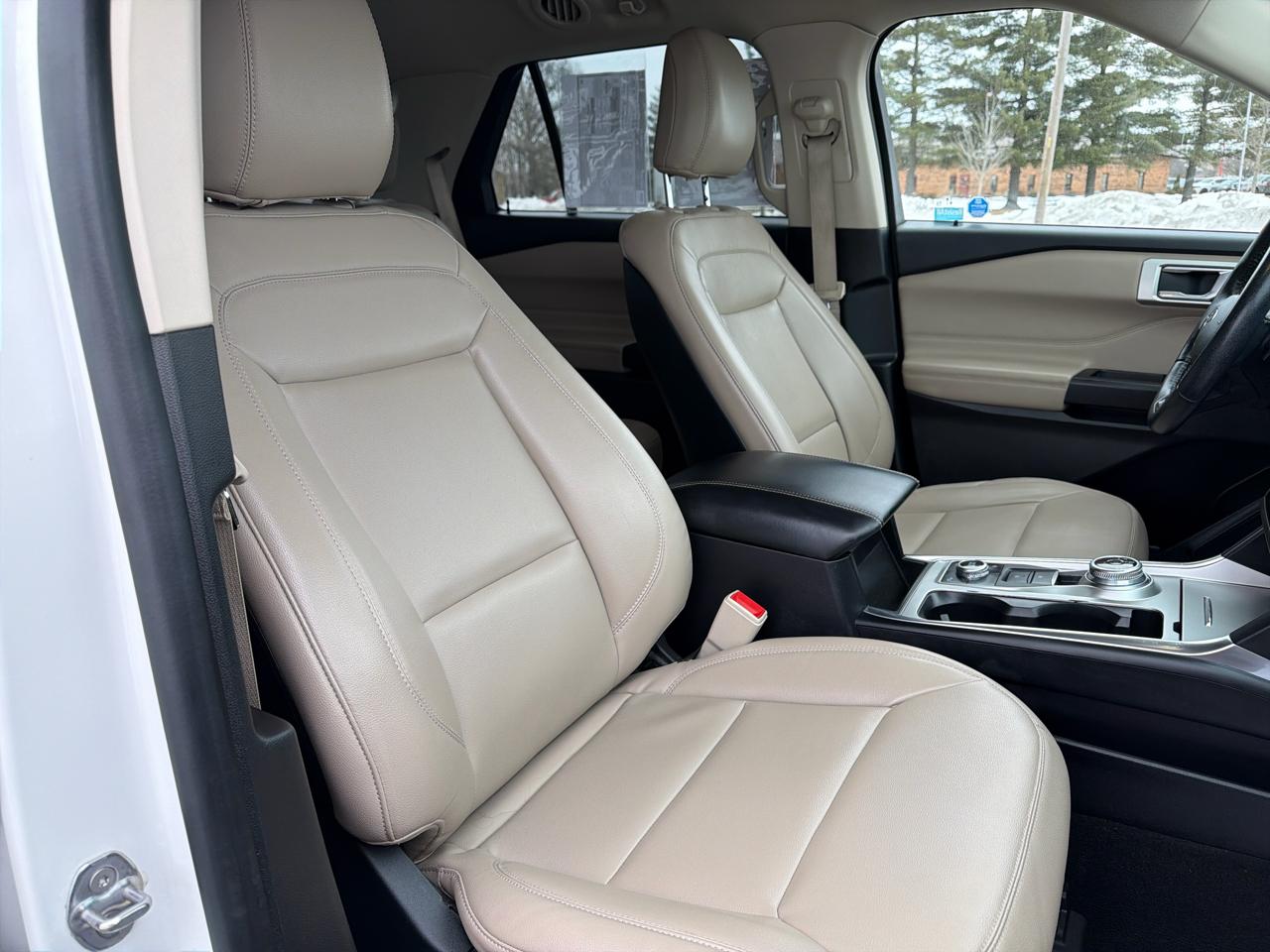 Ford Explorer XLT 4WD 2020