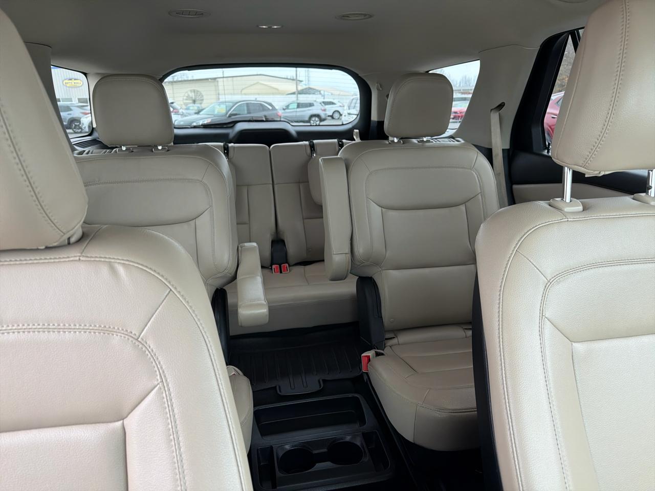 Ford Explorer XLT 4WD 2020