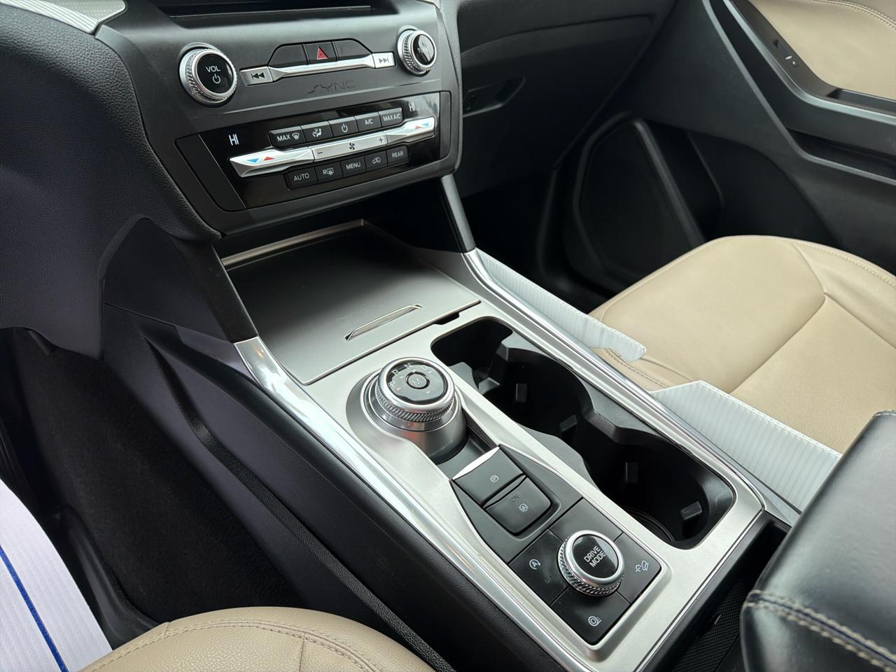 Ford Explorer XLT 4WD 2020