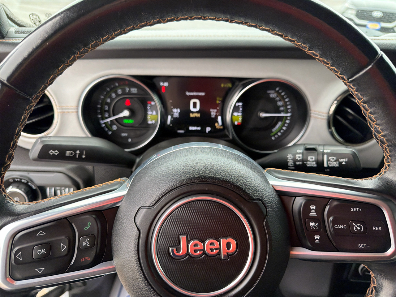 Jeep Wrangler 4xe Unlimited Sahara High Altitude 4x4 2021